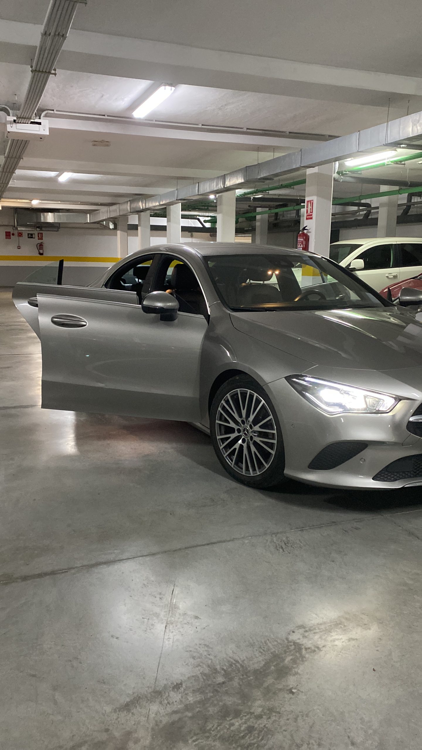 MERCEDES CLA